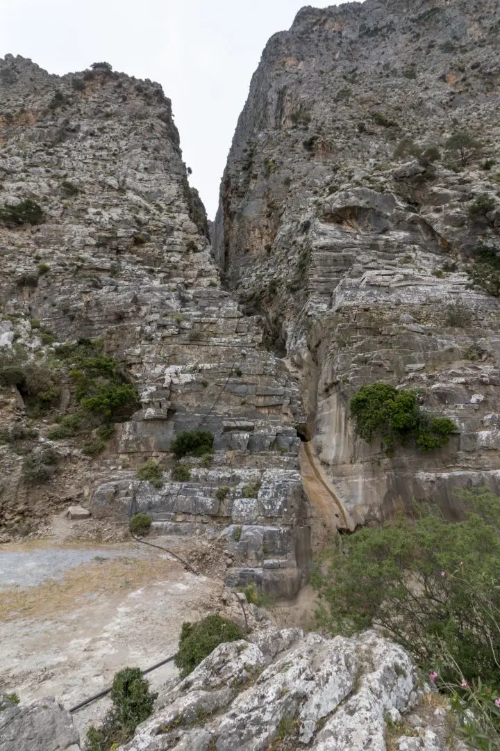 entrance ha gorge