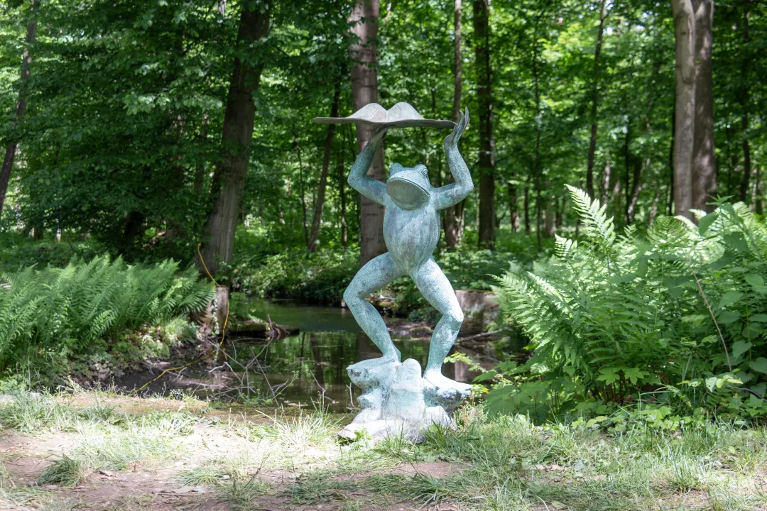 A metal sculpture in the Platanes alley during the plant festival in Schoppenwihr park.